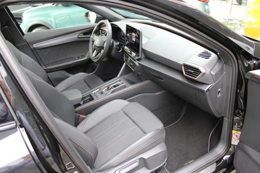 CUPRA Formentor 1.5 TSI e-Hybrid VZ Performance | Trekhaak | Winterpack | Panoramadak