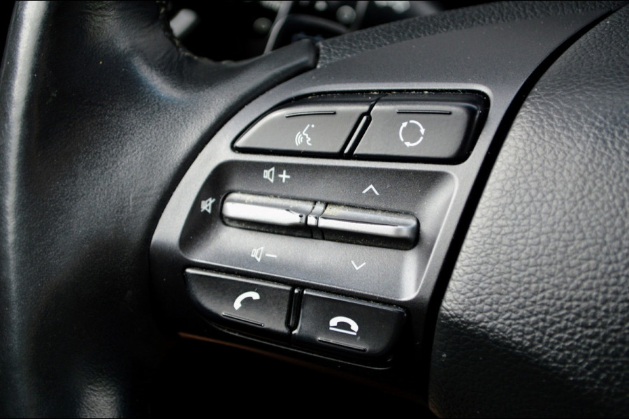 Hyundai Kona EV Premium Sky 64 kWh
