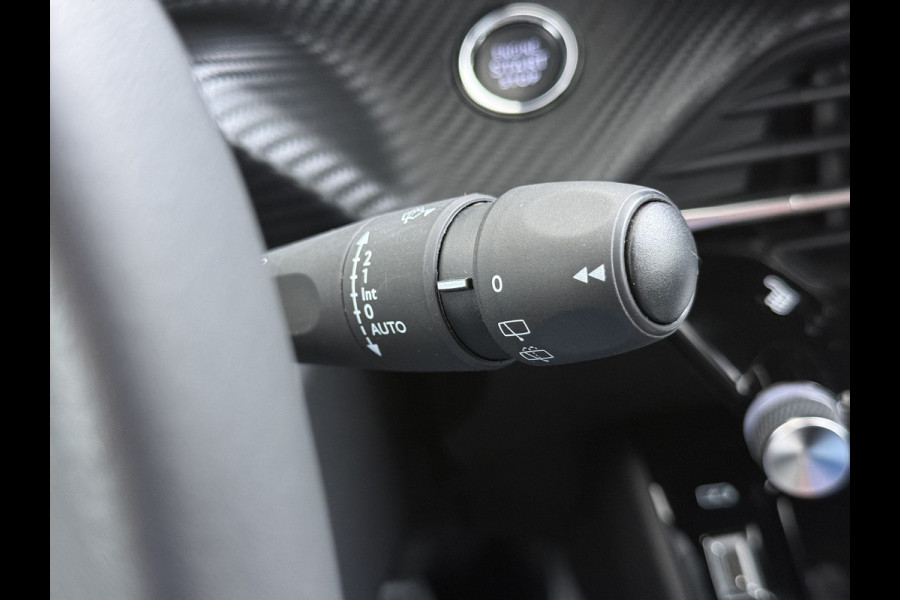 Peugeot e-208 EV 5Drs Allure Pack 50kWh SOH 90% 360°Camera Stoelverwarming 3D-Navi Ecc Pdc Apple Carplay Android Auto Keyless Cruise Control Regen-Lichtsensor Privacy Glas Lmv Led Lane Assist Isofix DAB Bluetooth