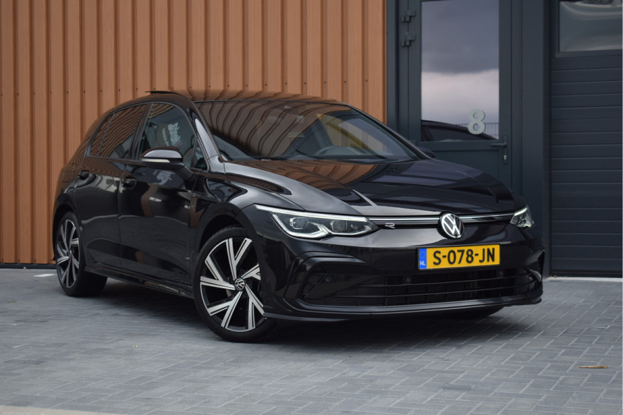Volkswagen Golf 1.5 eTSI 150pk DSG R-Line | Pano | IQ-light | Camera