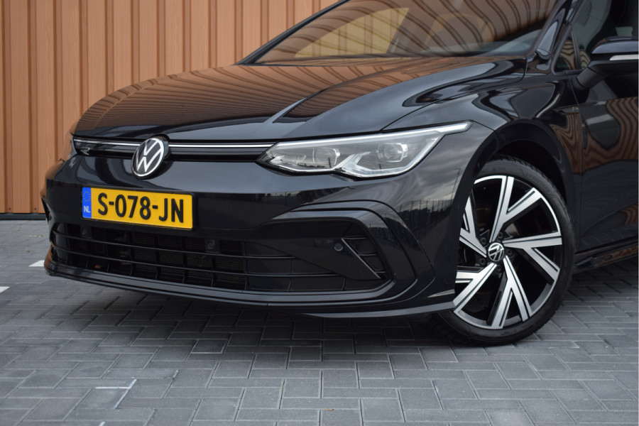 Volkswagen Golf 1.5 eTSI 150pk DSG R-Line | Pano | IQ-light | Camera