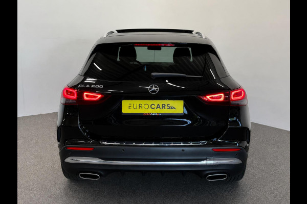 Mercedes-Benz GLA 200 AMG Line Business Solution Automaat Panoramadak Camera Navigatie Stoelverwarming Ambient Lighting Carbon Interior Pack Keyles Entry