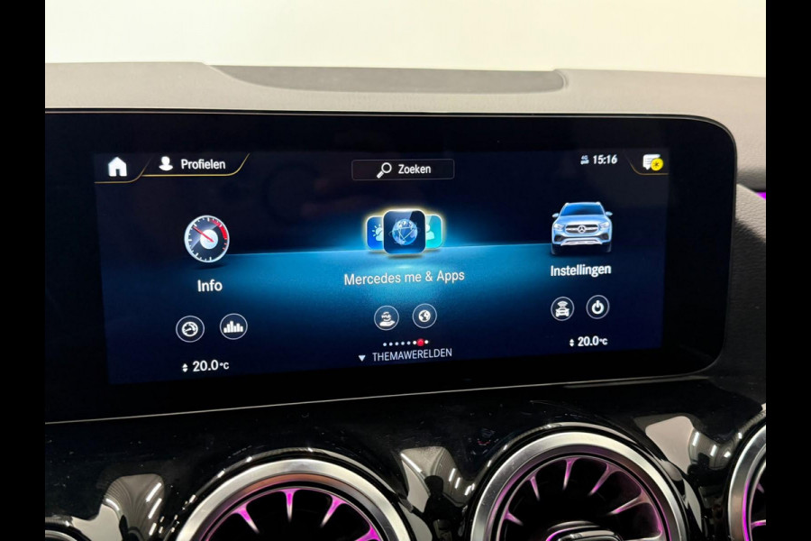 Mercedes-Benz GLA 200 AMG Line Business Solution Automaat Panoramadak Camera Navigatie Stoelverwarming Ambient Lighting Carbon Interior Pack Keyles Entry