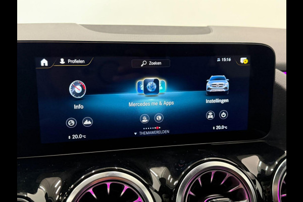 Mercedes-Benz GLA 200 AMG Line Business Solution Automaat Panoramadak Camera Navigatie Stoelverwarming Ambient Lighting Carbon Interior Pack Keyles Entry
