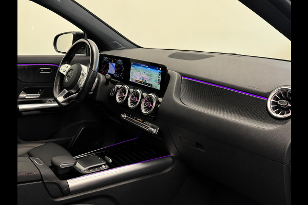 Mercedes-Benz GLA 200 AMG Line Business Solution Automaat Panoramadak Camera Navigatie Stoelverwarming Ambient Lighting Carbon Interior Pack Keyles Entry