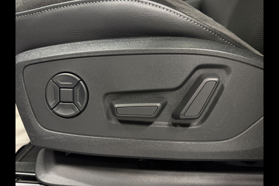Audi Q3 3x S-Line | Black edition| Pano | Matrix Led | CarPlay | Cam | ACC