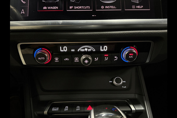 Audi Q3 3x S-Line | Black edition| Pano | Matrix Led | CarPlay | Cam | ACC