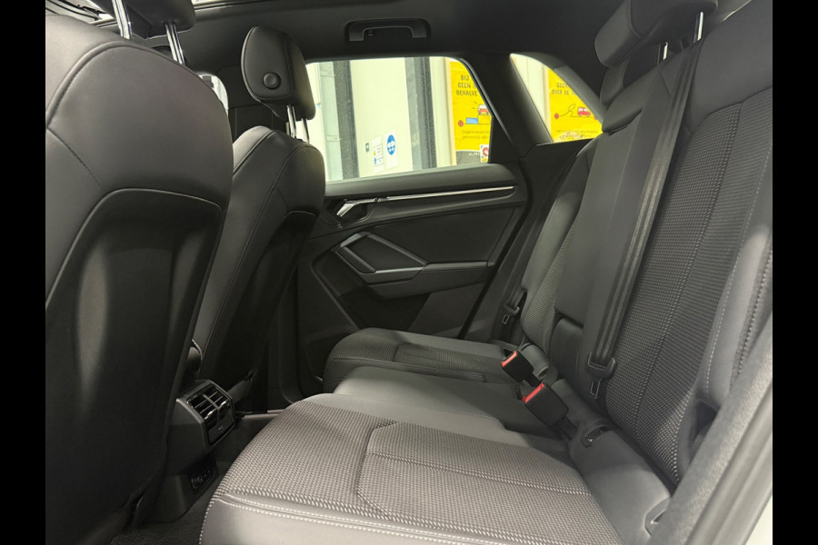 Audi Q3 3x S-Line | Black edition| Pano | Matrix Led | CarPlay | Cam | ACC