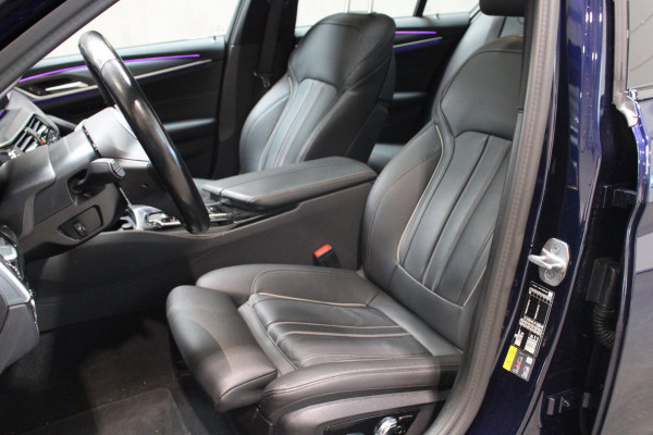 BMW 5 Serie 530e M-Sport Plus, Full option panoramadak/19inch/Harman Kardon/Head upp NL Auto