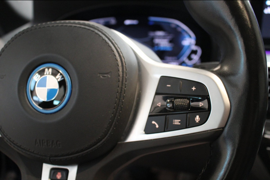 BMW 5 Serie 530e M-Sport Plus, Full option panoramadak/19inch/Harman Kardon/Head upp NL Auto
