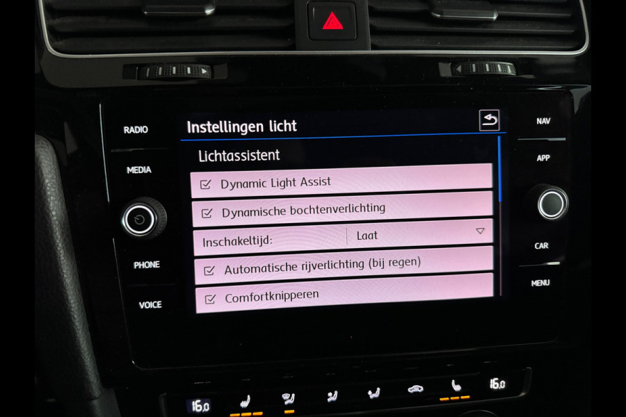 Volkswagen Golf 2.0 TSI 4Motion R Pano|Keyless|Dynaudio|Sfeer