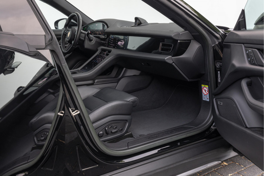 Porsche Taycan Cross Turismo 4 93 kWh Pano HuD PASM Bose 20'' Vossen Sport-Chrono