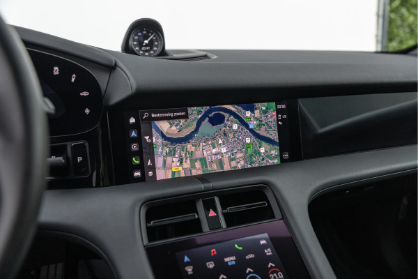 Porsche Taycan Cross Turismo 4 93 kWh Pano HuD PASM Bose 20'' Vossen Sport-Chrono