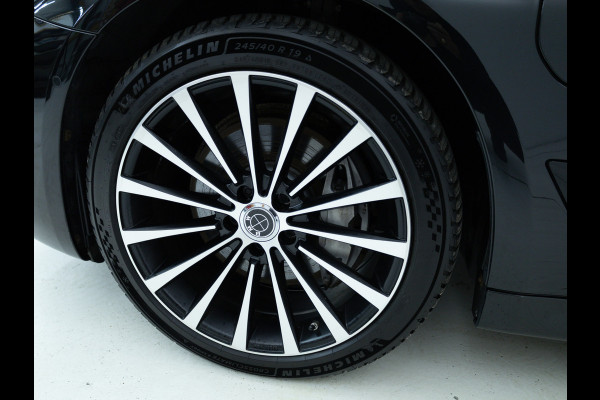 BMW 5 Serie 545e xDrive M-Sport | Open Dak | Trekhaak elec. | 360 Camera | Stoel- & Stuurverwarming | Adaptieve Cruise | Lederen bekleding, Comfortstoelen, Electrosche verstelbare voorstoelen