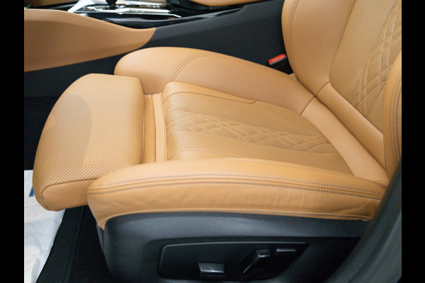 BMW 5 Serie 545e xDrive M-Sport | Open Dak | Trekhaak elec. | 360 Camera | Stoel- & Stuurverwarming | Adaptieve Cruise | Lederen bekleding, Comfortstoelen, Electrosche verstelbare voorstoelen
