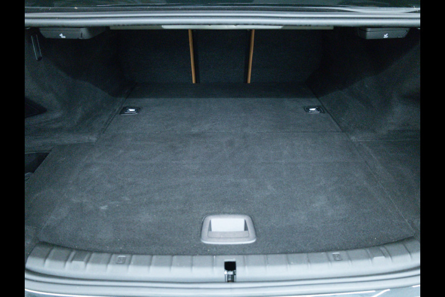 BMW 5 Serie 545e xDrive M-Sport | Open Dak | Trekhaak elec. | 360 Camera | Stoel- & Stuurverwarming | Adaptieve Cruise | Lederen bekleding, Comfortstoelen, Electrosche verstelbare voorstoelen