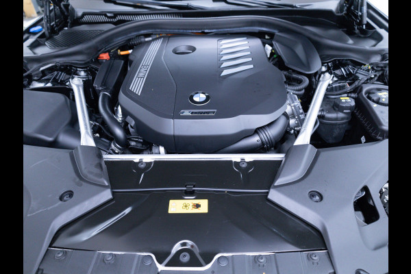BMW 5 Serie 545e xDrive M-Sport | Open Dak | Trekhaak elec. | 360 Camera | Stoel- & Stuurverwarming | Adaptieve Cruise | Lederen bekleding, Comfortstoelen, Electrosche verstelbare voorstoelen