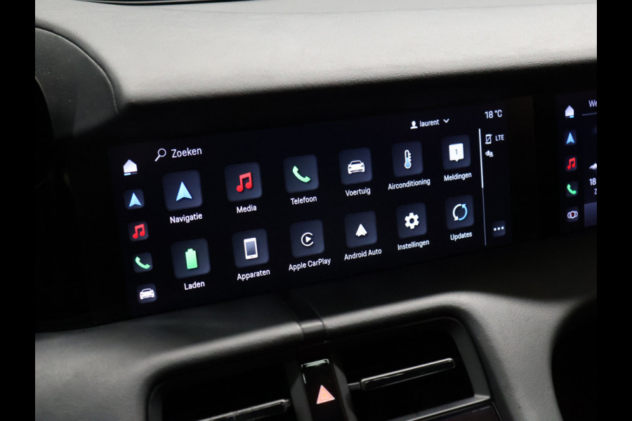 Porsche Taycan Cross Turismo 4 93 kWh [LUCHTVERING, ADAPTIVE CRUISE, MEMORY SEATS, APPLE CARPLAY, ANDROID, CAMERA, PDC V+A, STOELVERWARMING, DIGITAL DASH, MULTIFUNCTIONEEL STUURWIEL, ELEKTRISCHE ACHTERKLEP, NAVIGATIE, NIEUWSTAAT]