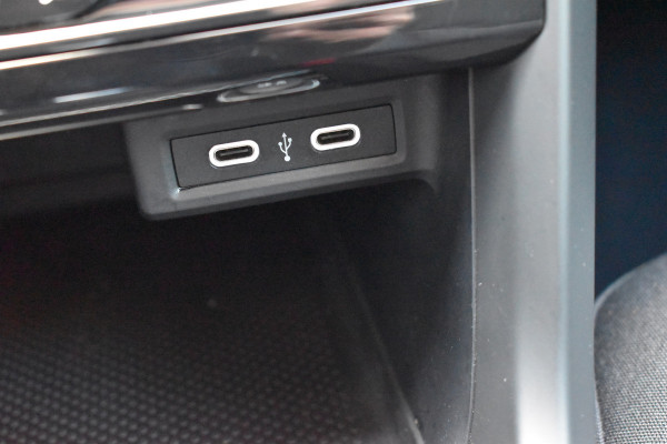Volkswagen T-Cross 1.0 TSI Life Navigatie automaat Prijs is incl. btw.