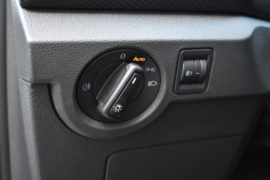 Volkswagen T-Cross 1.0 TSI Life Navigatie automaat Prijs is incl. btw.