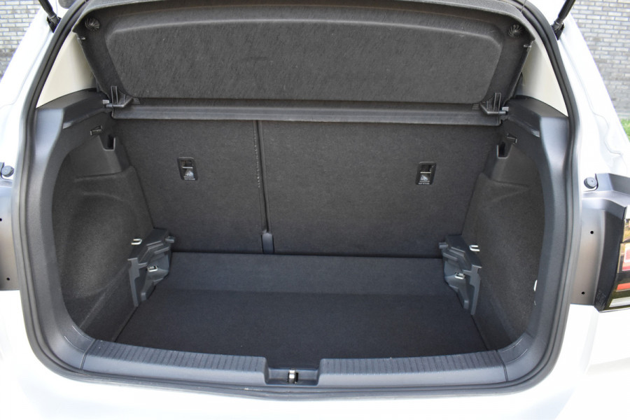 Volkswagen T-Cross 1.0 TSI Life Navigatie automaat Prijs is incl. btw.
