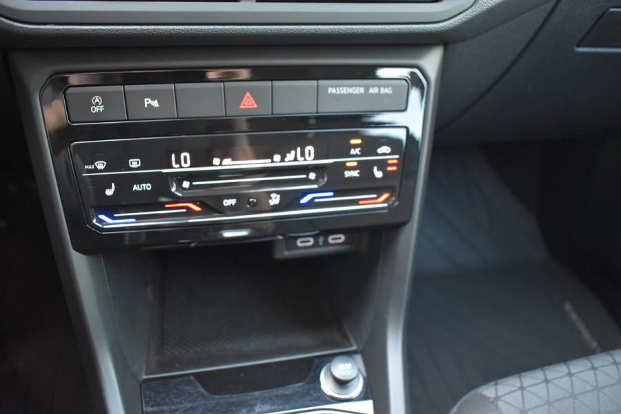 Volkswagen T-Cross 1.0 TSI Life Navigatie Automaat Stoelverwarming
