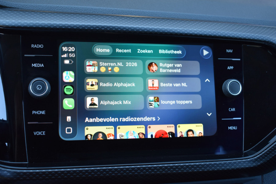 Volkswagen T-Cross 1.0 TSI Life Navigatie Stoelverwarming Prijs is incl. btw