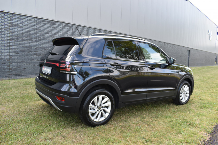 Volkswagen T-Cross 1.0 TSI Life Navigatie Stoelverwarming Prijs is incl. btw