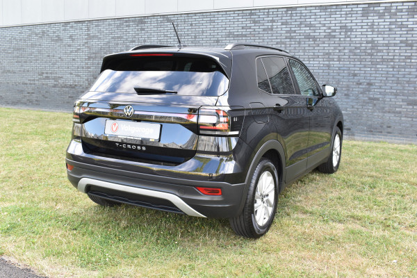 Volkswagen T-Cross 1.0 TSI Life Navigatie Stoelverwarming Prijs is incl. btw