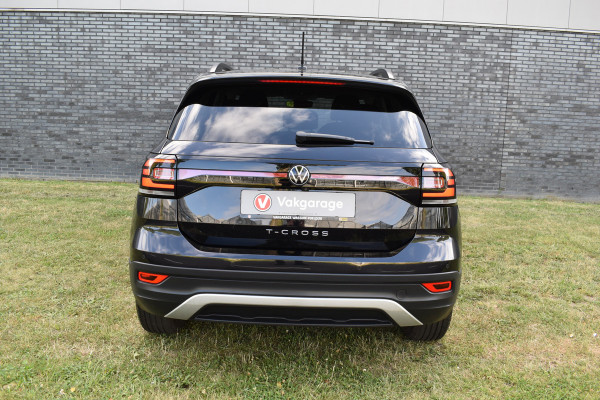 Volkswagen T-Cross 1.0 TSI Life Navigatie Stoelverwarming Prijs is incl. btw