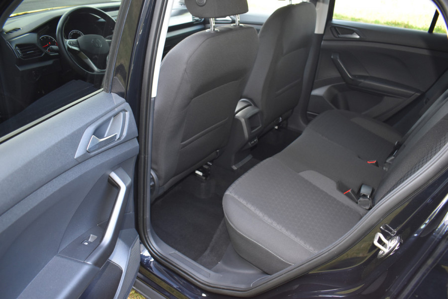 Volkswagen T-Cross 1.0 TSI Life Navigatie Stoelverwarming Prijs is incl. btw
