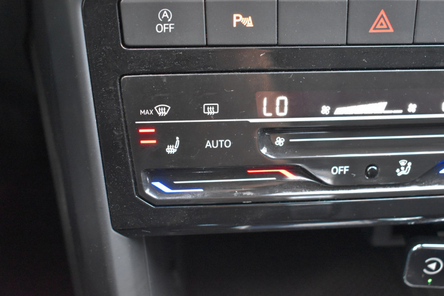 Volkswagen T-Cross 1.0 TSI Life Navigatie Stoelverwarming Prijs is incl. btw