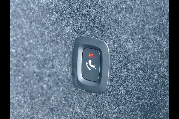 Volvo XC40 1.5 T5 Recharge R-Design Pano/H&K/Memory