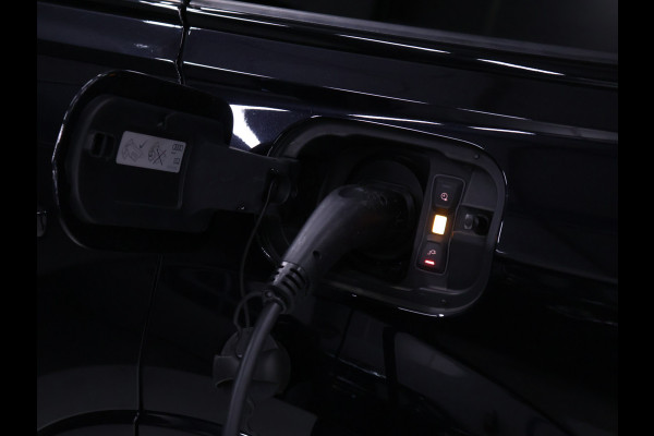 Audi Q7 60 TFSI e quattro Competition S-LINE [RS ZETELS, PANORAMADAK, CAMERA, TREKHAAK, APPLE CARPLAY, ANDROID AUTO, ADAPTIVE CRUISE, BANG&OLUFSEN SOUND, STOELVERWARMING, NIEUWSTAAT]