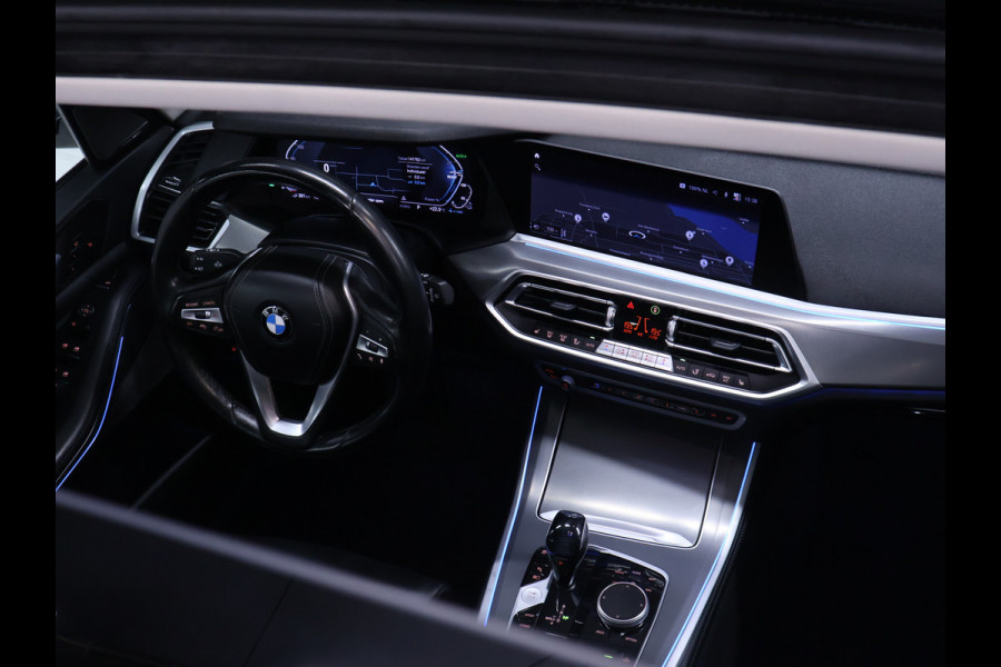 BMW X5 xDrive45e Sport [PANORAMADAK, HARMAN KARDON, TREKHAAK, LUCHTVERING, APPLE CARPLAY, ANDROID AUTO, MEMORY SEATS, M SPORT VELG, CAMERA, NIEUWSTAAT]