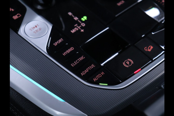 BMW X5 xDrive45e Sport [PANORAMADAK, HARMAN KARDON, TREKHAAK, LUCHTVERING, APPLE CARPLAY, ANDROID AUTO, MEMORY SEATS, M SPORT VELG, CAMERA, NIEUWSTAAT]