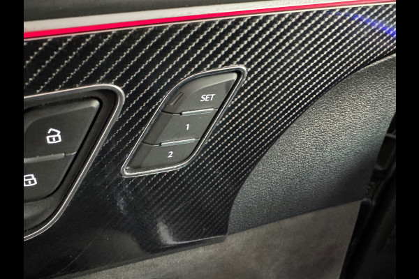 Audi Q8 60 TFSI e quattro S Line Comp Pano|RS Seat|HuD|Massage