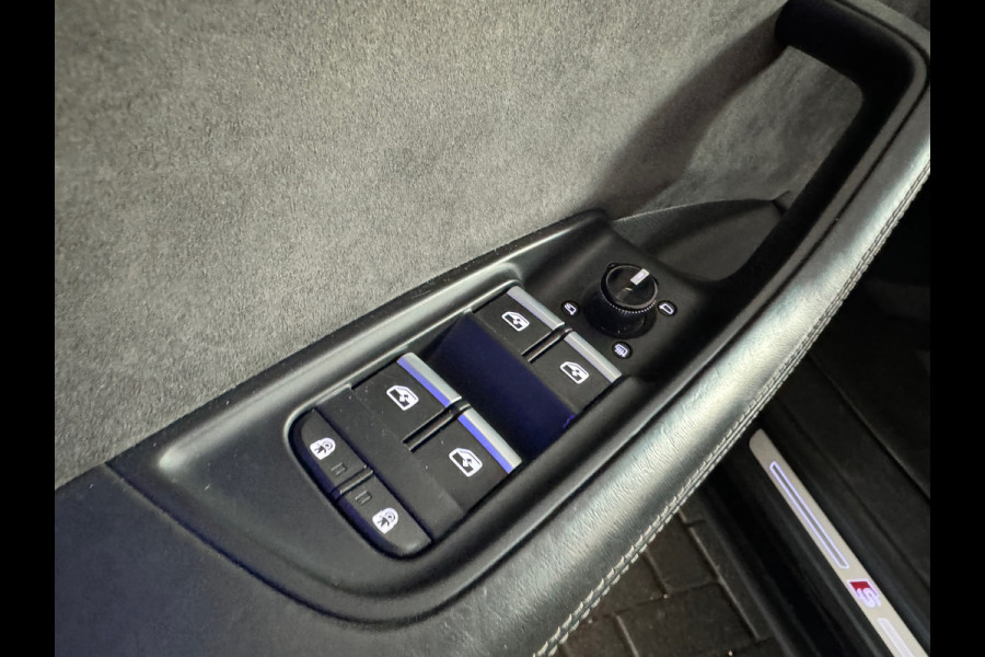 Audi Q8 60 TFSI e quattro S Line Comp Pano|RS Seat|HuD|Massage