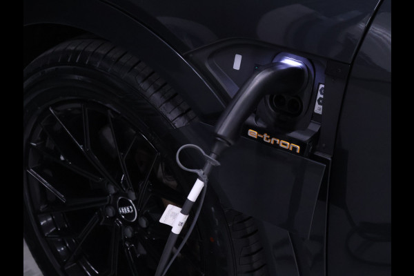 Audi e-tron Sportback 55 quattro edition 95 kWh [TREKHAAK, KOFFERKLEP ELEKTRISCH, CRUISE CONTROL, SCHAKELFLIPPERS, NIEUWSTAAT]
