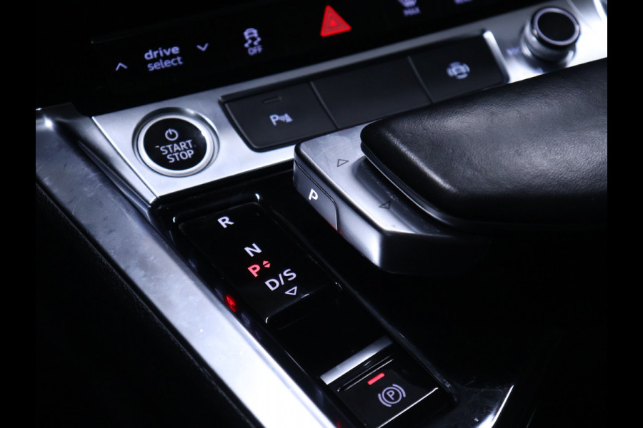 Audi e-tron Sportback 55 quattro edition 95 kWh [TREKHAAK, KOFFERKLEP ELEKTRISCH, CRUISE CONTROL, SCHAKELFLIPPERS, NIEUWSTAAT]