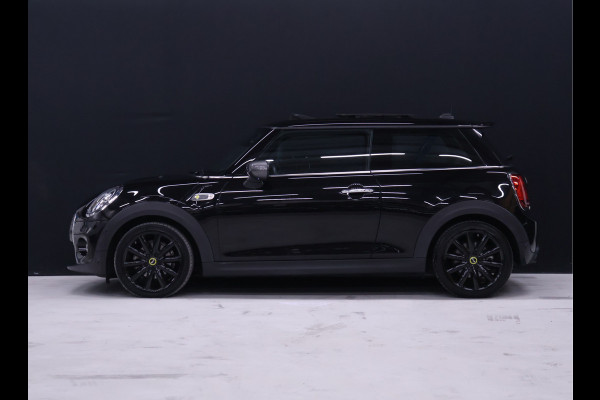 MINI Electric Yours 33 kWh [SCHUIFDAK, APPLE CARPLAY, CAMERA, HARMAN KARDON, STOELVERWARMING, SPORTSTOELEN, NIEUWSTAAT]