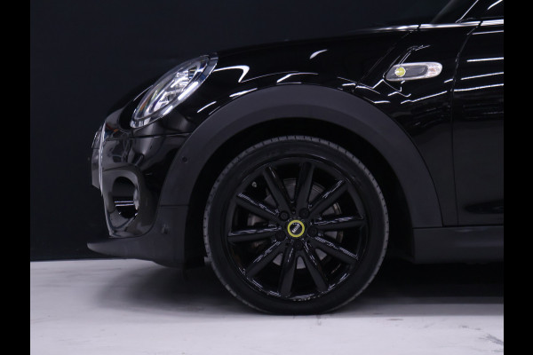 MINI Electric Yours 33 kWh [SCHUIFDAK, APPLE CARPLAY, CAMERA, HARMAN KARDON, STOELVERWARMING, SPORTSTOELEN, NIEUWSTAAT]