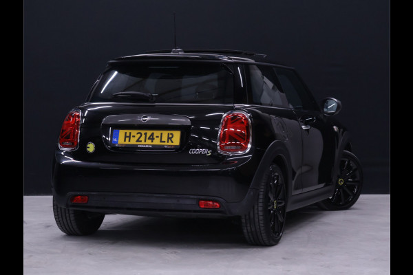 MINI Electric Yours 33 kWh [SCHUIFDAK, APPLE CARPLAY, CAMERA, HARMAN KARDON, STOELVERWARMING, SPORTSTOELEN, NIEUWSTAAT]