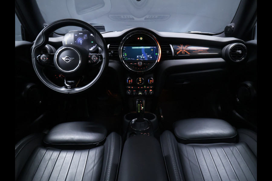 MINI Electric Yours 33 kWh [SCHUIFDAK, APPLE CARPLAY, CAMERA, HARMAN KARDON, STOELVERWARMING, SPORTSTOELEN, NIEUWSTAAT]
