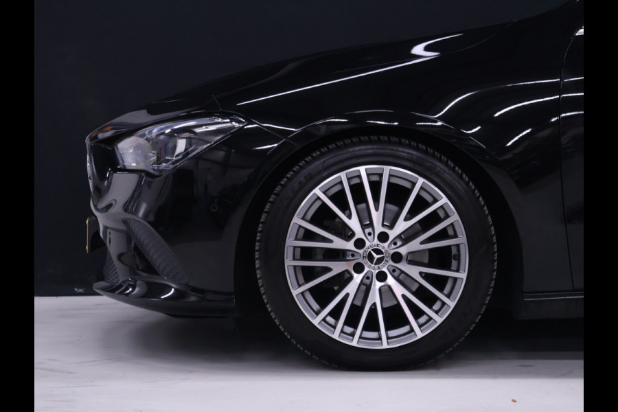 Mercedes-Benz CLA-Klasse 180 Business Solution Luxury [SFEERVERLICHTING, APPLE CARPLAY, ANDROID AUTO, CAMERA, STOELVERWARMING, VOL LEDER, NIEUWSTAAT]