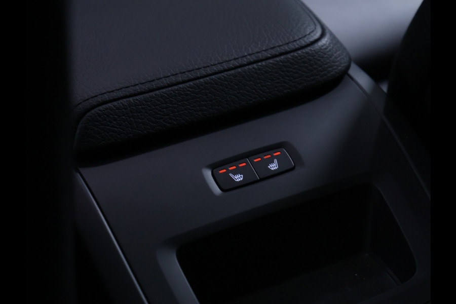 Volvo XC60 2.0 T6 Plug-in hybrid AWD Inscription Exclusive [TREKHAAK, 360° CAMERA, SCHUIFDAK, APPLE CARPLAY, ANDROID AUTO, MEMORY SEATS, PILOT ASSIST, NIEUWSTAAT]