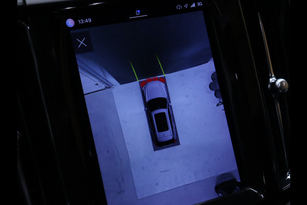 Volvo XC60 2.0 T6 Plug-in hybrid AWD Inscription Exclusive [TREKHAAK, 360° CAMERA, SCHUIFDAK, APPLE CARPLAY, ANDROID AUTO, MEMORY SEATS, PILOT ASSIST, NIEUWSTAAT]