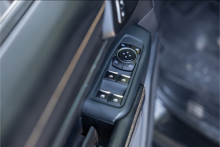 Ford Ranger 2.0 EcoBlue Wildtrak | Dubbel cabine | ACC | 360 Camera | Bang & Olufsen | Dodehoek detector | Trekhaak | Stoelverwarming | CarPlay | Navigatie | Nieuwe APK