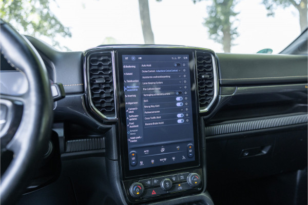 Ford Ranger 2.0 EcoBlue Wildtrak | Dubbel cabine | ACC | 360 Camera | Bang & Olufsen | Dodehoek detector | Trekhaak | Stoelverwarming | CarPlay | Navigatie | Nieuwe APK