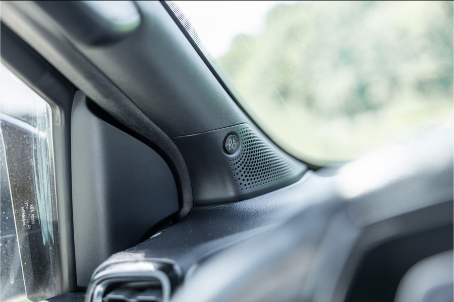 Ford Ranger 2.0 EcoBlue Wildtrak | Dubbel cabine | ACC | 360 Camera | Bang & Olufsen | Dodehoek detector | Trekhaak | Stoelverwarming | CarPlay | Navigatie | Nieuwe APK